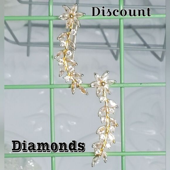 Clear White Diamonds 18K Yellow Gold Ear Climber Earrings  on 925 Silver - Picture 10 of 10